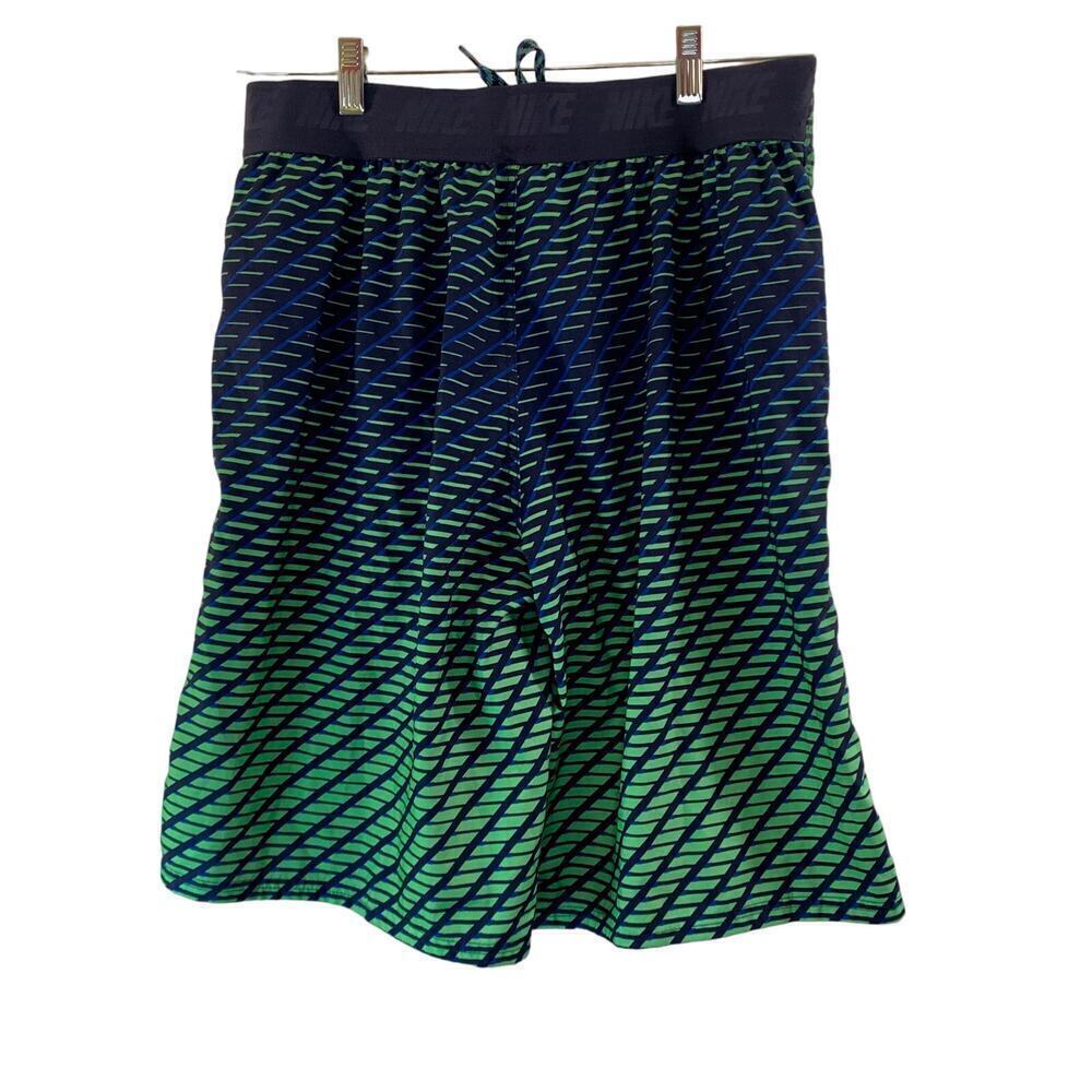 NIKE Men’s Board Shorts / Size: Medium - Picture 2 of 11